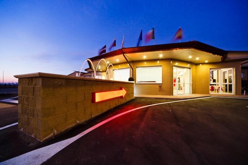 Motel Autosole Vip Castelnuovo Scrivia المظهر الخارجي الصورة
